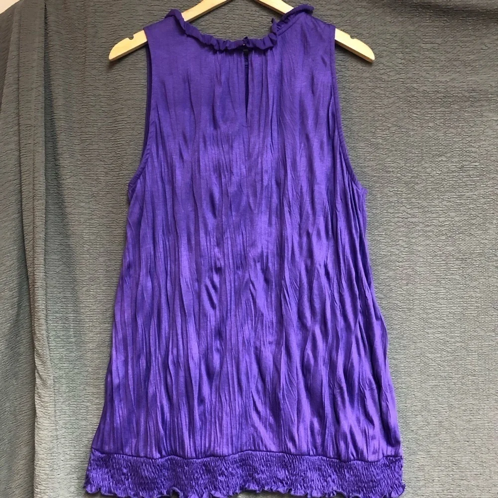 Purple ruffle neck, sleeveless top no brand no size please view measurements